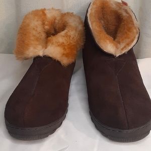Tamarac Unisex Highlander Brown Leather Slippers.